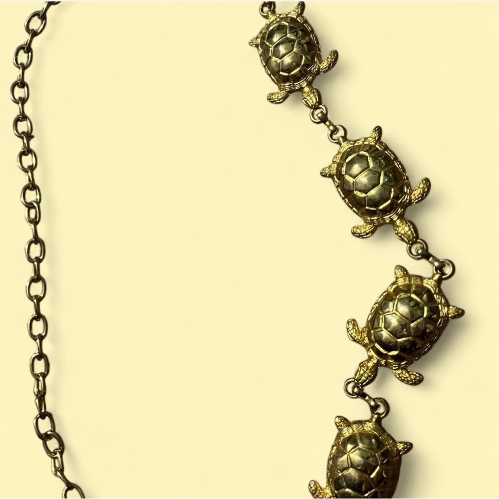Elegant Gold Turtle Charm Belt